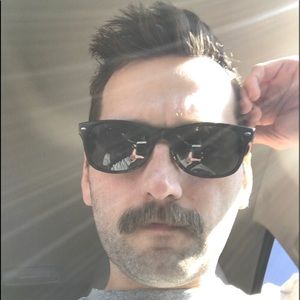 Meet your Posher, Brady